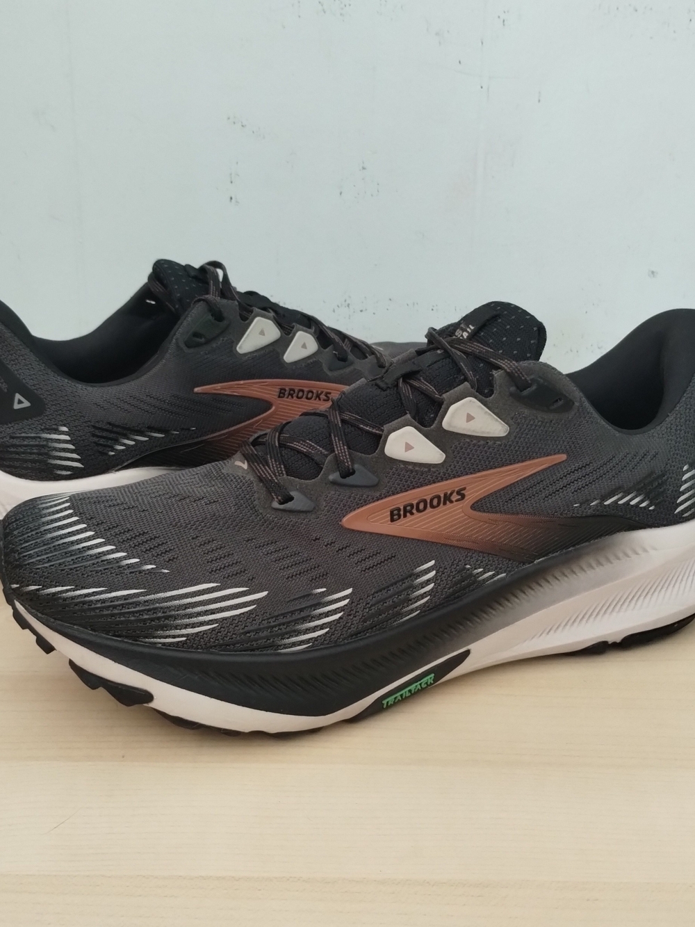 Brooks Ghost Trail Men’s Black Brown Running Shoes